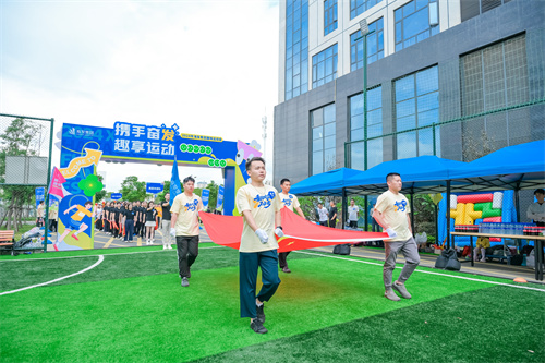 AIE_0969-opq3313668505.jpg